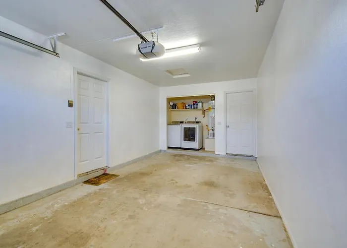 Holiday home Hot Tub & Fire Pit: Retreat! Prescott Valley