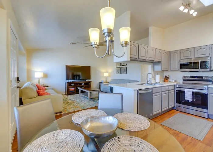 Hot Tub & Fire Pit: Retreat! Holiday home Prescott Valley